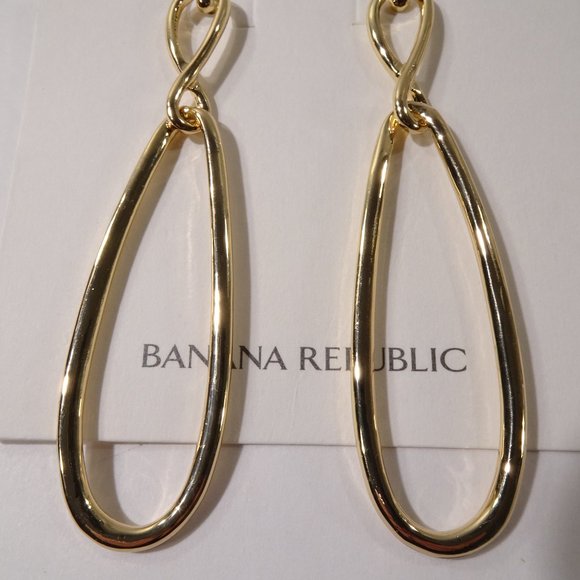 Banana Republic Metallic Gold Infinity Hoop Earrings NWT 45 - Picture 2 of 3